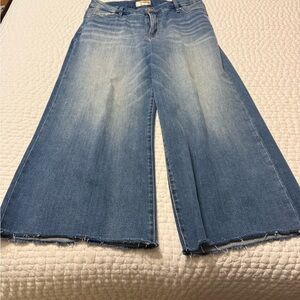 Women's Blue Wide-Leg Cropped Jeans